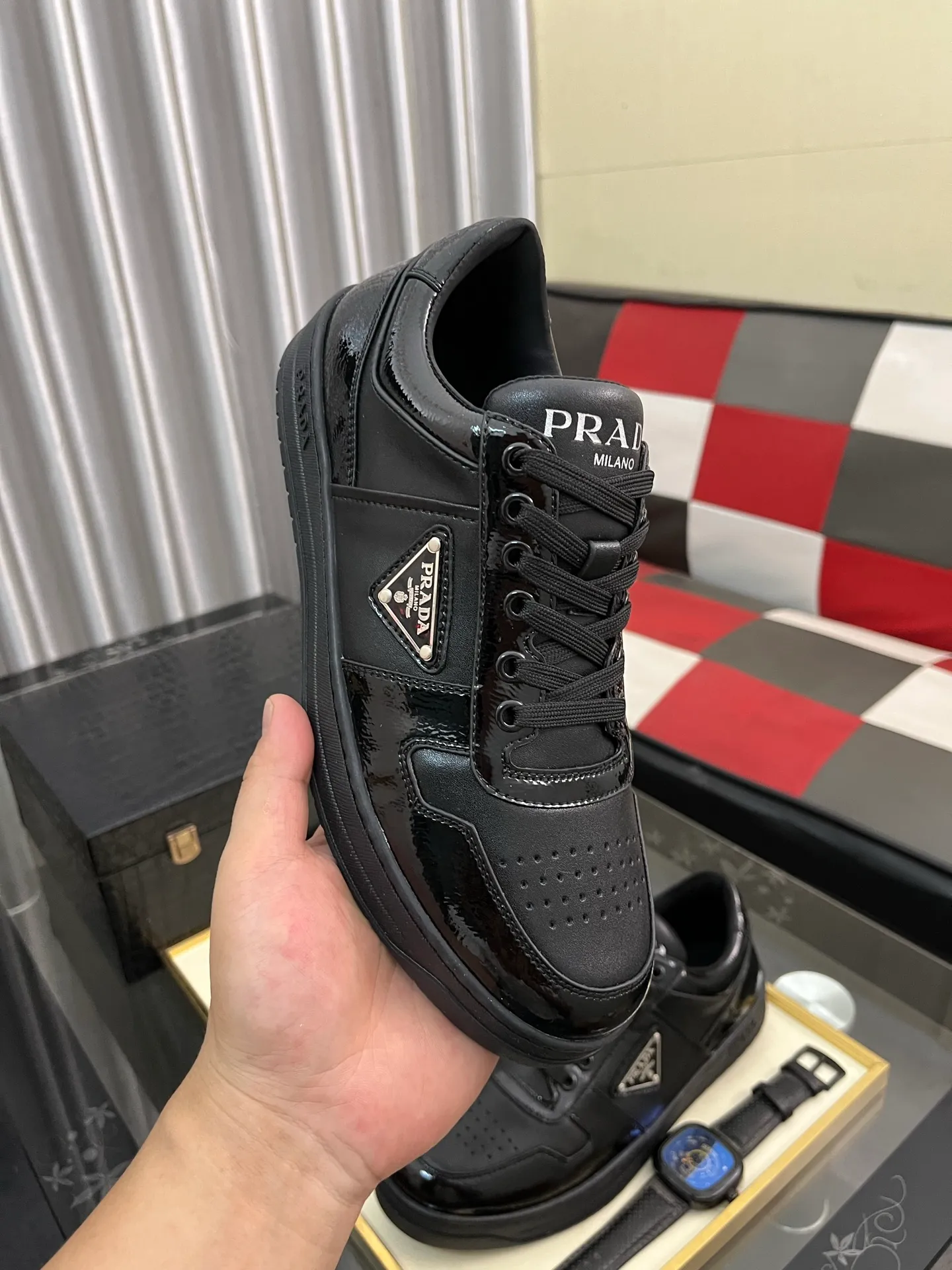 Men's shoes 💰560⌚️⌚️【PRADA】Prada - high-end quality original order 🔍🔍🔍 casual sports shoes - upper: 🔝 Nappa calfskin, brand high satin hollow canvas, shoe body sewn brand metal fasteners, tongue injection molded brand logo - lining: water-dyed cowhide - outsole: ultra-light TPU foam rubber; two-color molded outsole -Ultra-high quality control and fine workmanship: highlighted (high-end, extravagance, and class) -Size: 38-444️⃣colors available